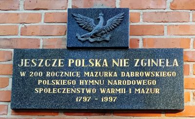 1997 fyllde den polska nationalsången 200 år. "Än är Polen ej förlorat", även kallad Dąbrowski-mazurkan.